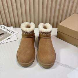 Picture of UGG Shoes _SKUUGGsz35-40LL091119716